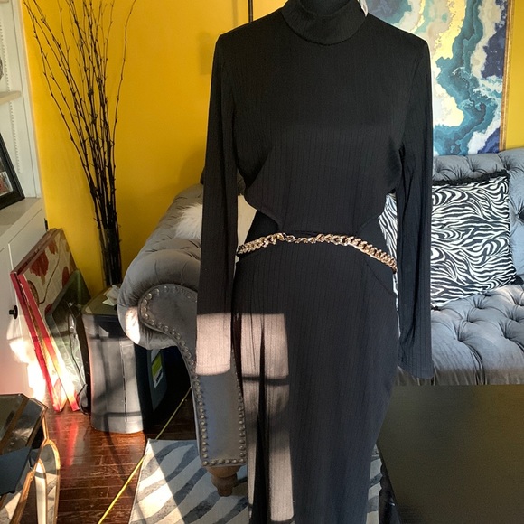 COPY - Akira black maxi dress w gold waist chain - Picture 2 of 11